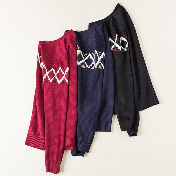 Мъжки пуловер с  V-образно деколте тип Слим в различни цветове