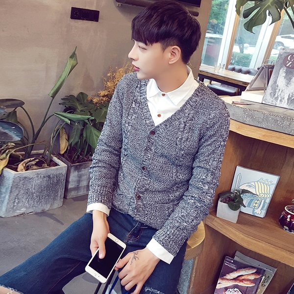 Мъжка жилетка с V-образно деколте тип Слим