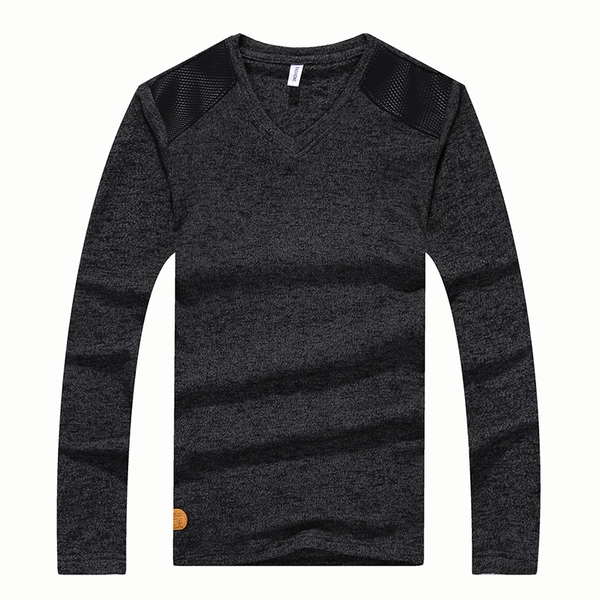 Тънък изчистен мъжки пуловер с  V-образно деколте тип Слим