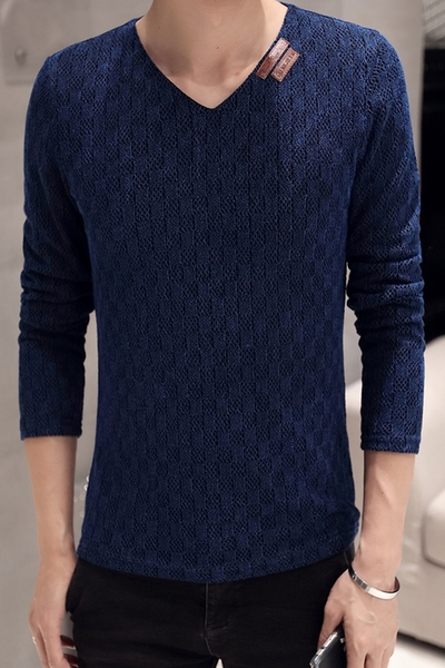 Мъжки изчистен стилен пуловер с V-образно деколте 