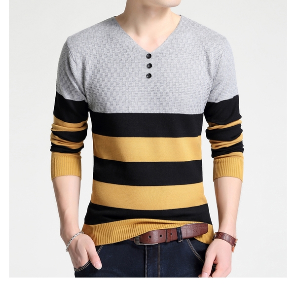 Мъжки пуловери в различни цветове с V-образно деколте тип Слим