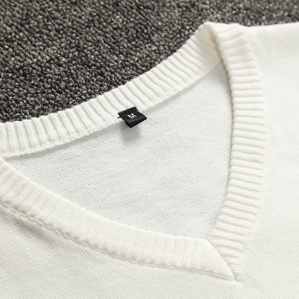 Дебел мъжки изчистен пуловер в различни цветове