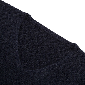 Дебел мъжки пуловер в тъмни цветове тип Слим
