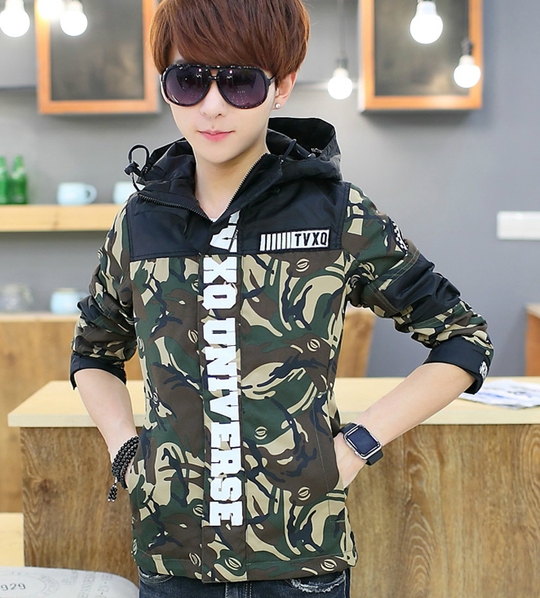 Ανδρικόμπουφάν με κουκούλα σε διάφορα χρώματα