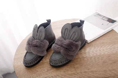 Γυναικείες χειμερινές βελούδινες μπότες με αυτιά 