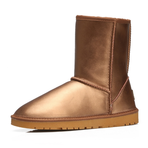 Водоустойчиви зимни боти за жени в най-разнообразни цветове и модели