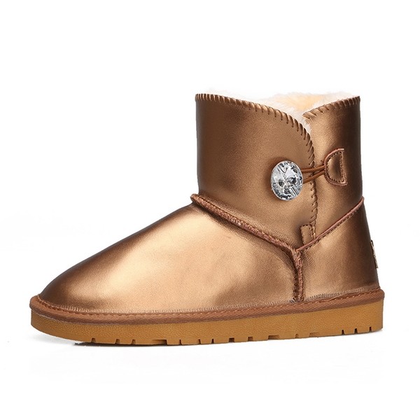 Водоустойчиви зимни боти за жени в най-разнообразни цветове и модели