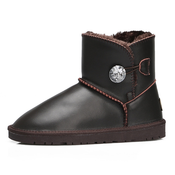 Водоустойчиви зимни боти за жени в най-разнообразни цветове и модели