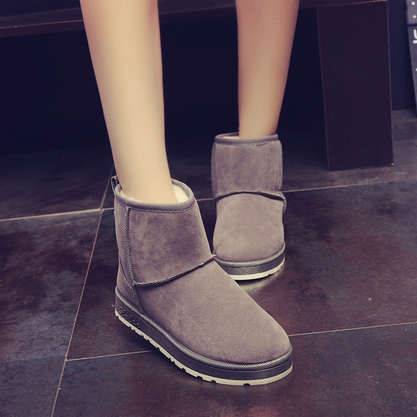 Топли дамски боти в сив, черен, червен и светлосин цвят