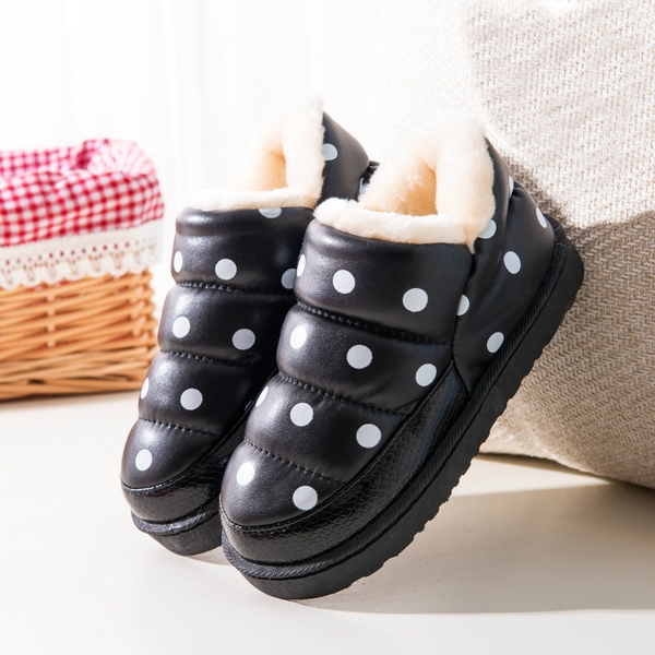 Топли дамски боти водоустойчиви в различни цветове