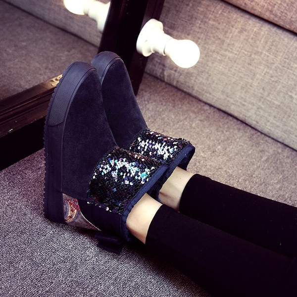 Стилни топли боти за жени в черен, червен, тъмносин и бежов цвят с пайети