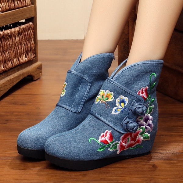 Нестандартни есенни дамски боти с цветя и различни закопчаване в три цвята цветни, червени, черни, сини 