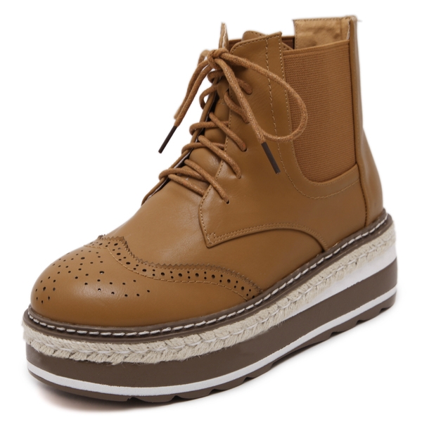 Женски боти от еко кожа с връзки в три цвята.