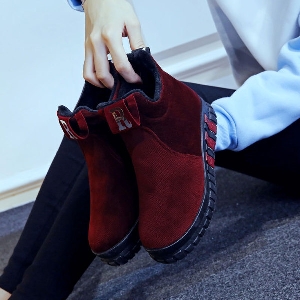 Γυναικείες ζεστές μπότες  σε μάυρο και κόκκινο χρώμα