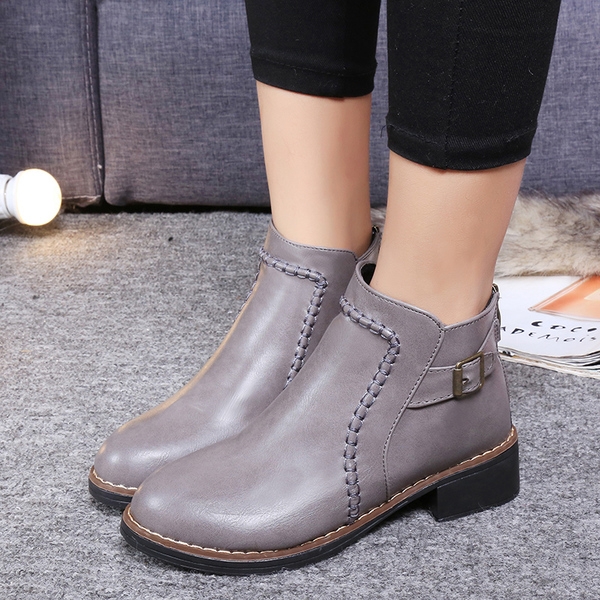 Дамски боти от еко кожа в сив, черен, червен цвят. 