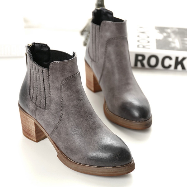 Зимни женски боти на среден ток с цип отзад - кафяви, черни, сиви