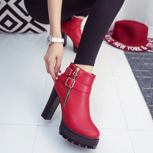 Женски боти с цип и висок ток черни и червени от изкуствена кожа