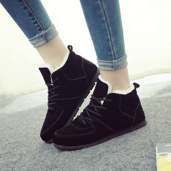 Дамски топли боти с връзки и пух в няколко цвята и 