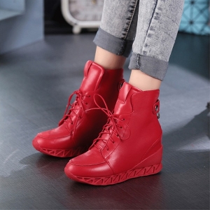 Καθημερινά  γυναικεία παπούτσια με κορδόνια σε κόκκινο και μαύρο χρώμα