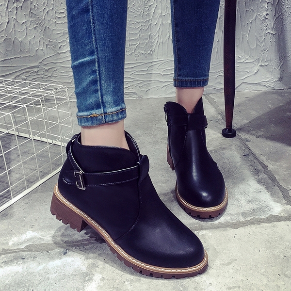 Елегантни кожени боти за дамите в черен и кафяв цвят