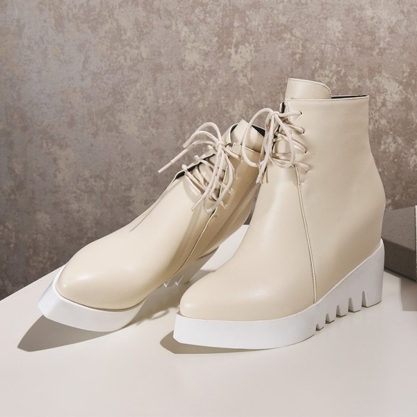 Елегантни дамски боти с връзки и цип в червен, черен, бежов, бял цвят.