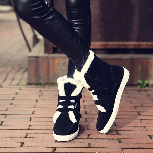 Γυναικείες  μπότες σε μαύρο, γκρι, καφέ και μπεζ χρώμα
