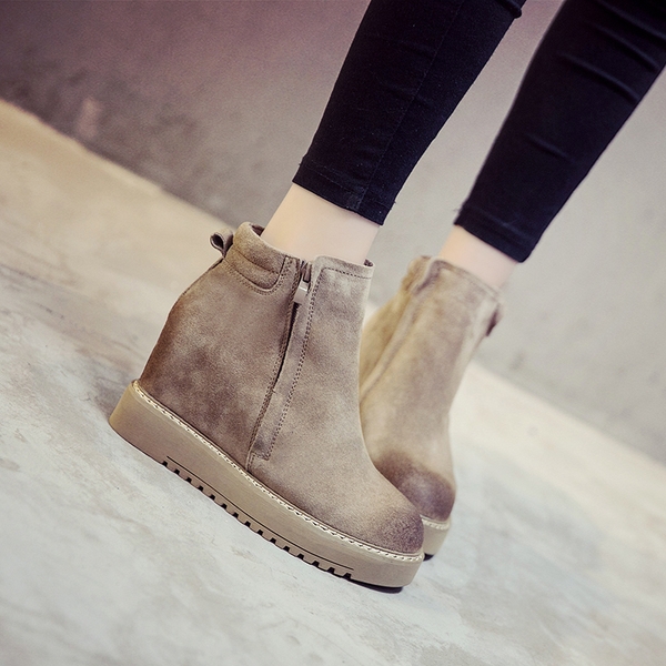 Водоустойчиви велурено боти за дамите с вътрешна платформа