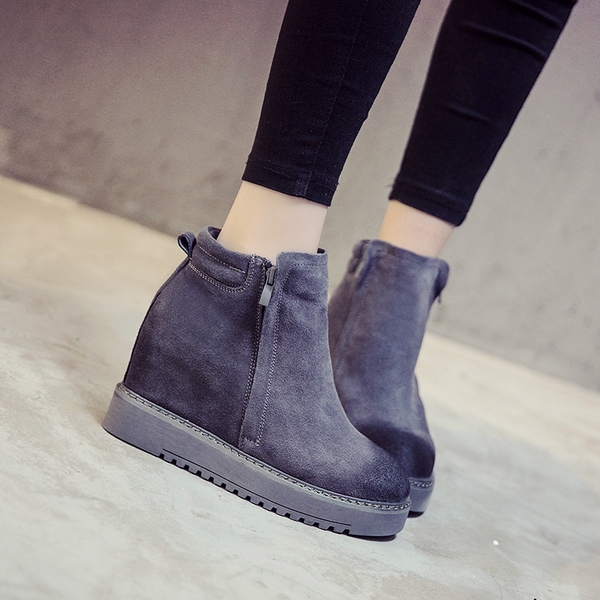 Водоустойчиви велурено боти за дамите с вътрешна платформа