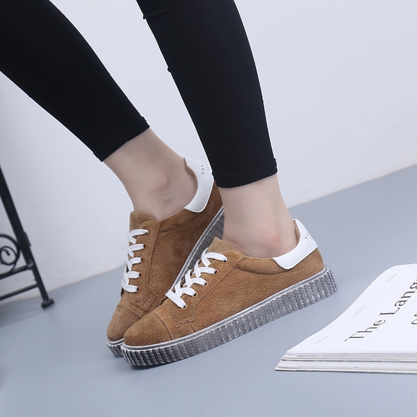 Стилни дамски маратонки в сив, черен и кафяв цвят