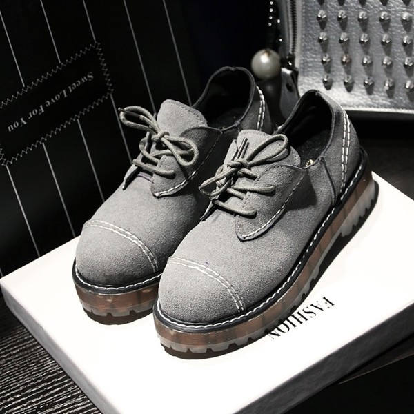 Γυναικεία μοκασίνια σε ρετρό στυλ σε μαύρο, γκρι και σκούρο πράσινο χρώμα