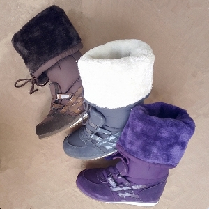 Αντιολισθητικές ζεστές μπότες για χιόνι σε μαύρο, πορφυρό, ροζ, γκρι και σκούρο γκρι χρώμα