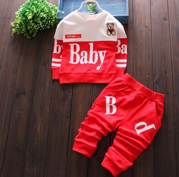 Παιδικό σετ για  το φθινόπωρο και το χειμώνα για αγόρια σε τρία χρώματα  κόκκινο, γκρι και μπλε 