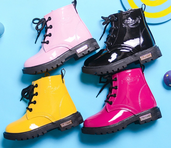 Παιδικές χειμωνιάτικες μπότες για αγόρια και κορίτσια σε μαύρο, κίτρινο, ροζ, κυκλάμινο και  μπλε χρώμα