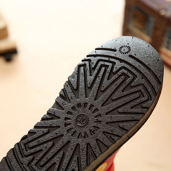 Детски зимни ниски ботуши за момичета с меченца червени черни - три модела от изкуствена кожа  