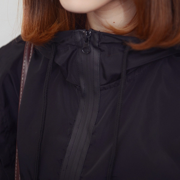 Черно дамско есенно зимно и пролетно яке с качулка - прилеп 