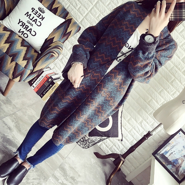 Дамска есенна шарена топла жилетка, във тъмен и по-светъл вариант стандартен размер