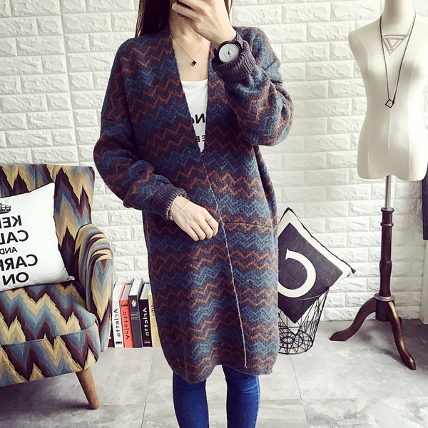 Дамска есенна шарена топла жилетка, във тъмен и по-светъл вариант стандартен размер