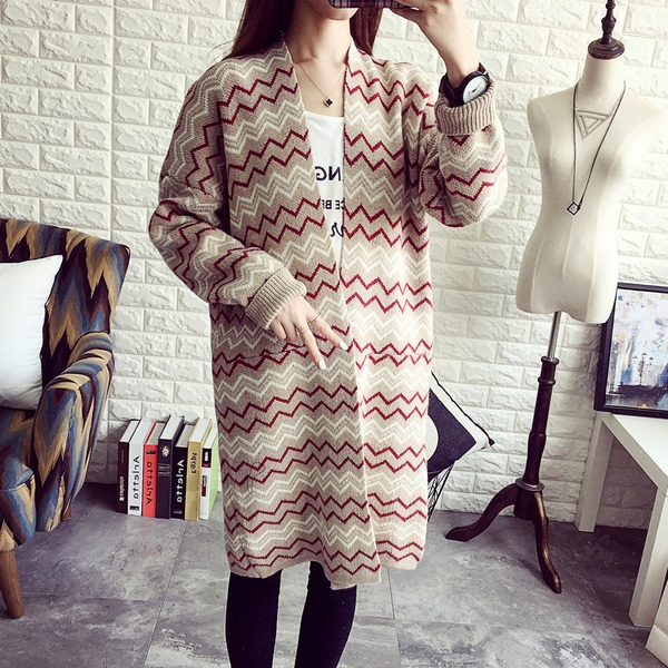 Дамска есенна шарена топла жилетка, във тъмен и по-светъл вариант стандартен размер