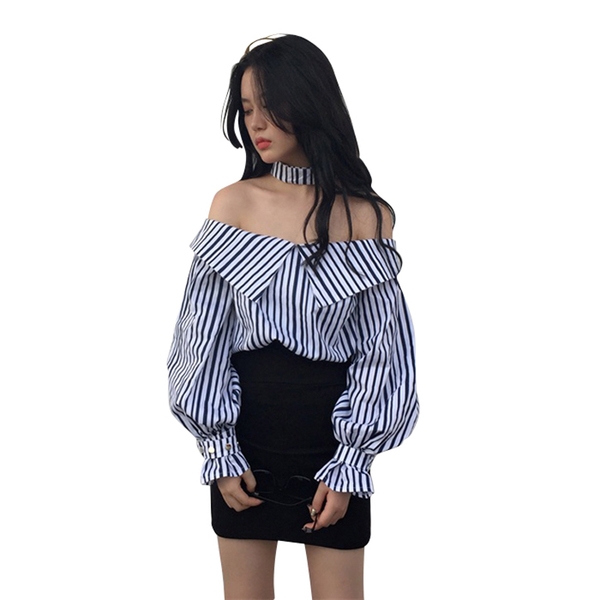 Дамска риза с широки ръкави без презрамки бяло и синьо райе