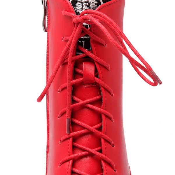 Елегантни дамски кожени боти с вътрешна платформа и връзки в червен и черен цвят