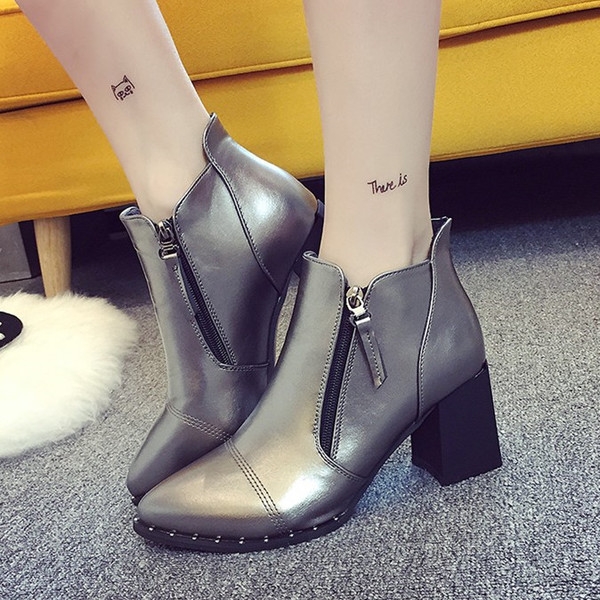 Дамски елегантни боти на висок ток с цип в черен, червен и сив цвят в 2 модела - с цип, с каишка