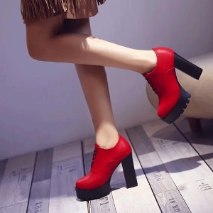 Γυναικείες μπότες με ψηλά τακούνια - αδιάβροχα σε μαύρο, γκρι και κόκκινο χρώαμα σε διάφορα μοντέλα - zip λουράκι, ελαστική, με 