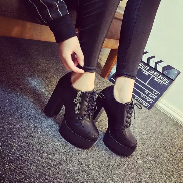 Дамски боти на висок ток - непромокаеми, в черен, сив и червен цвят в няколко модела - с цип, с каишка, ластични, с връзки