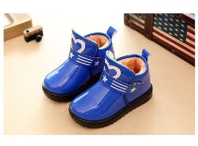 Παιδικές χειμωνιάτικες μπότες για αγόρια και κορίτσια από τεχνητό δέρμα και με βελούδινη επένδυση κόκκινο, μαύρο, μπλε