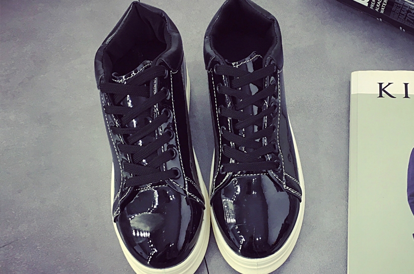 Кецове Gala в Черно