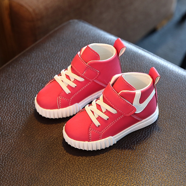 Детски зимни и есенни ниски боти за момчета и момичета с лепки и връзки в три модела - кафяви, червени, черни