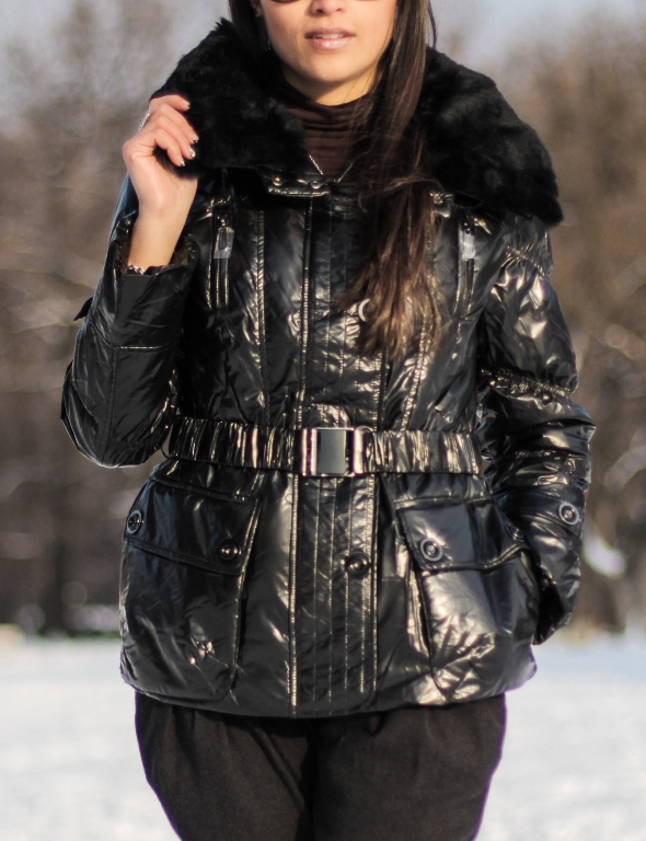 Яке с Гъши Пух в Черно