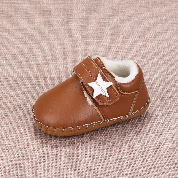 Детски кожени боти за момичета в 3 модела с лепки в бял, розов, червен, светлосин и кафяв цвят