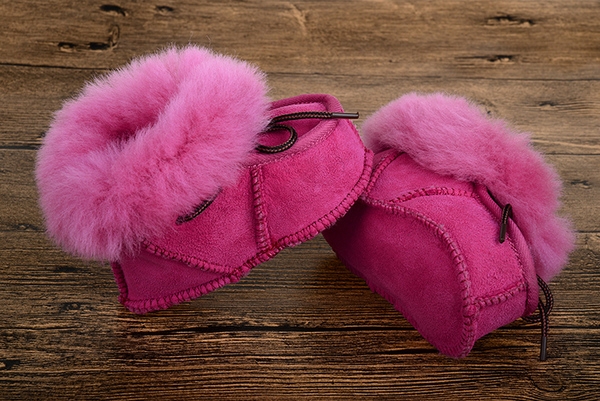 Бебешки дебели боти за момичета с връзки в черен, леопардов, цикламен, бежов, кафяв, тъмнокафяв, син, тъмносин, червен, жълт и л