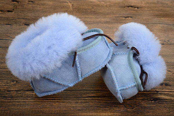 Бебешки дебели боти за момичета с връзки в черен, леопардов, цикламен, бежов, кафяв, тъмнокафяв, син, тъмносин, червен, жълт и л